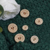 Bild von Holz Knöpfe für Aufnähen Scrapbooking 2 Löcher Rund Naturfarben Herz Message " Hand Made With Love " 100 Stück