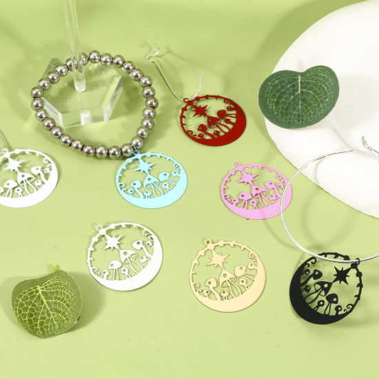 Imagen de Hierro Filigrana Estampación Colgantes Ronda Multicolor Hongo 3.3cm x 3cm, 10 Unidades