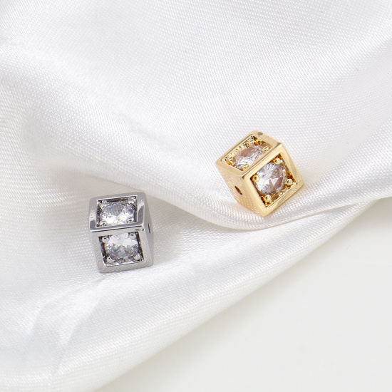 Immagine di Ottone & Zircone Cubico Perline per la Creazione di Gioielli con Ciondoli Fai-da-te Vero Oro Placcato Trasparente Cubo Circa 7mmx 7mm, 2 Pz