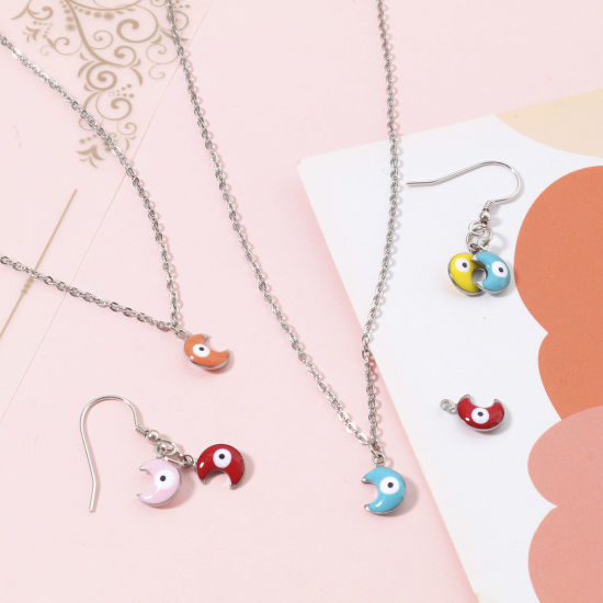 Изображение 304 Нержавеющая Сталь религия Подвески Луна половина Серебряный Тон Разноцветный Злой Глаз Двусторонние эмалированные пайетки 11мм x 7мм, 10 ШТ