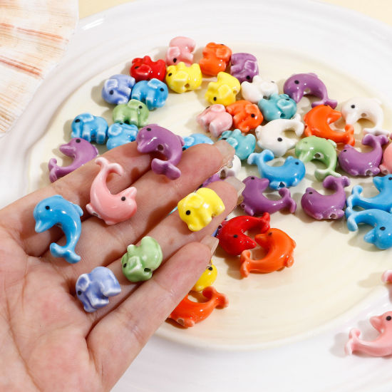 Bild von 1 Strang Keramik Perlen für die Herstellung von DIY-Charme-Schmuck Delfine Zufällig Gemischte Farben Elefant