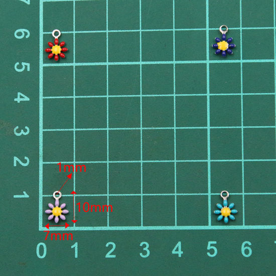 Picture of 304 Stainless Steel Flora Collection Charms Silver Tone Daisy Flower Enamel 10mm x 7mm