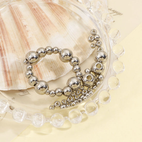 Bild von Zinklegierung Zwischenperlen Spacer Perlen für die Herstellung von DIY-Charme-Schmuck Silberfarbe Rund 50 Stück