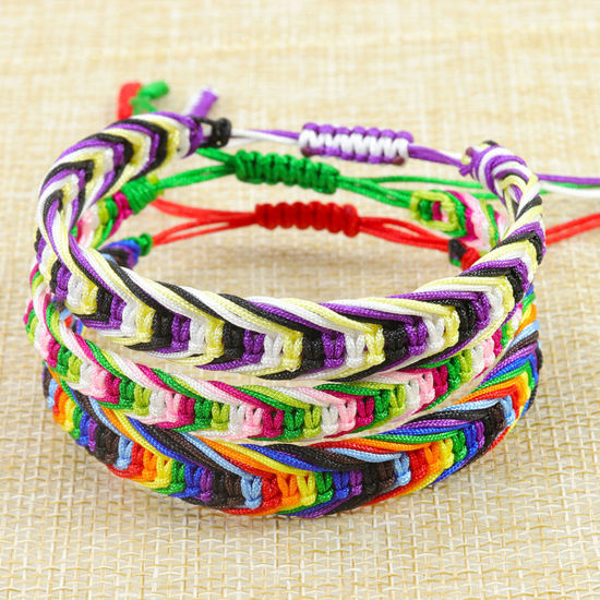 Image de Bracelet Brésilien d'Amitié Style Bohème en Polyester Multicolore Texture de Tissage Rotin Réglable 1 Pièce