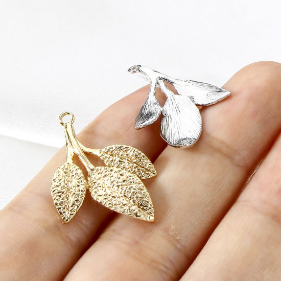 Immagine di Ottone Charms Foglia Vero Oro Placcato 2 Pz