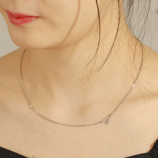 Imagen de 1 Unidad 304 Acero Inoxidable Elegante Cable Cadena Cruz Collares Tono de Plata Mayúscula Letra Mensaje " A-Z " 45cm longitud