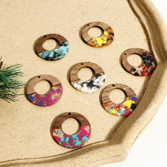 Image de 2 Pcs Pendentifs Résine à Effet de Bois Couleur Naturelle Annulaire à Strass Graviers 3.8cm Dia
