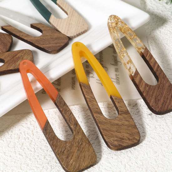 Bild von 2 Stück Natürliches Holz-Effekt Harz Anhänger Bunt Tropfen 6.7cm x 1.7cm