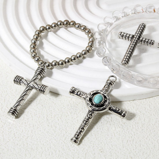 Picture of Zinc Based Alloy Religious Pendants Antique Silver Color Cross