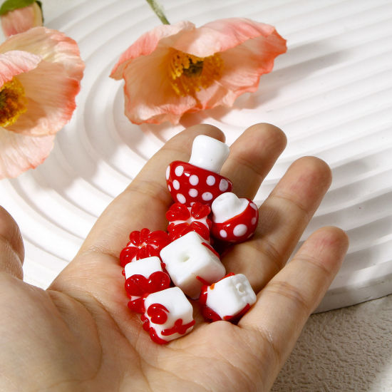 Picture of Lampwork Glass Beads For DIY Jewelry Making Mushroom White & Red 3D