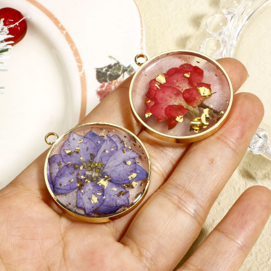 Picture of Zinc Based Alloy Handmade Resin Jewelry Real Flower Pendants Round Gold Plated 3.4cm x 3cm