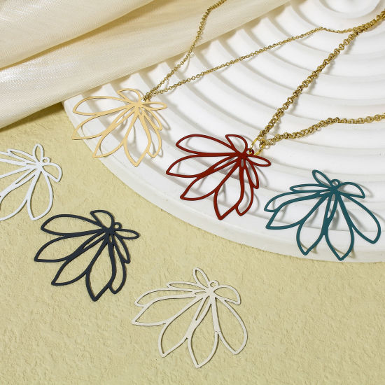 Image de 10 Pcs Pendentifs Estampe en Filigrane en Alliage de Fer Multicolore Feuilles de Fleur Laqué 3.6cm x 3cm