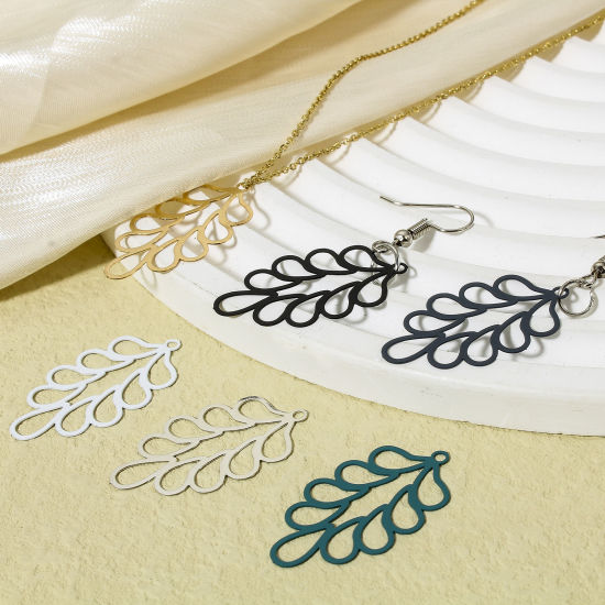 Imagen de 20 Unidades Hierro Filigrana Estampación Colgantes Multicolor Hoja Pintura 3.3cm x 1.8cm