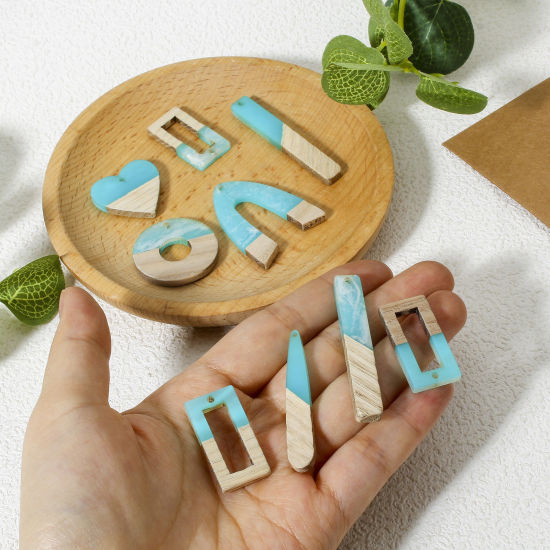 Picture of Natural Wood Effect Resin Pendants Lake Blue Geometric