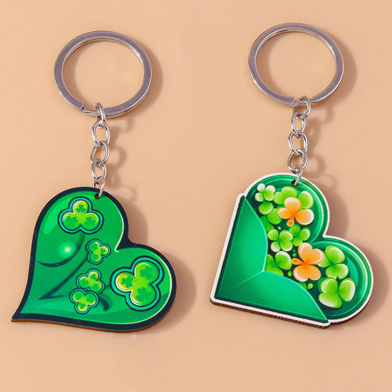 Picture of Wood St Patrick's Day Keychain & Keyring Silver Tone Green Leaf Clover Heart