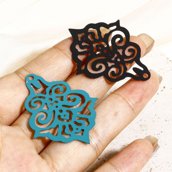 Immagine di 10 Pz Lega di Ferro Filigree Stamping Ciondoli Multicolore Petalo Filigrana 4cm x 3.3cm