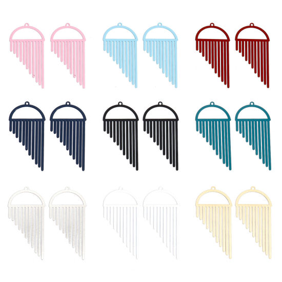 Immagine di 10 Pz Lega di Ferro Filigree Stamping Ciondoli Multicolore Nappine Mezzotondo Filigrana 4.7cm x 2.4cm