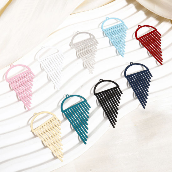 Immagine di 10 Pz Lega di Ferro Filigree Stamping Ciondoli Multicolore Nappine Mezzotondo Filigrana 4.7cm x 2.4cm