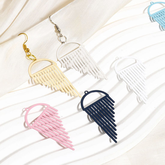 Immagine di 10 Pz Lega di Ferro Filigree Stamping Ciondoli Multicolore Nappine Mezzotondo Filigrana 4.7cm x 2.4cm