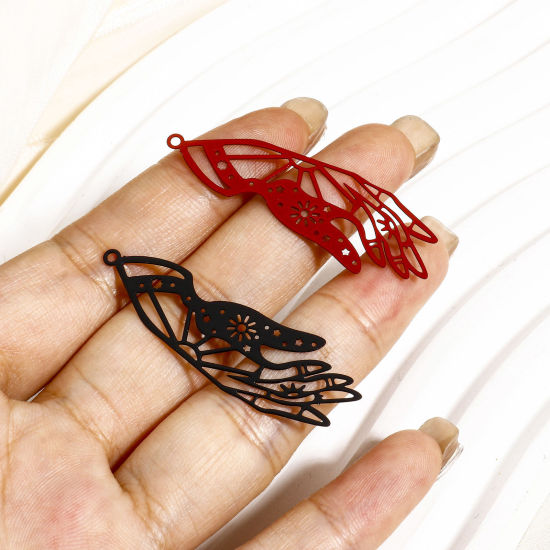 Immagine di 20 Pz Lega di Ferro Filigree Stamping Ciondoli Multicolore Mani Filigrana 4.5cm x 1.5cm