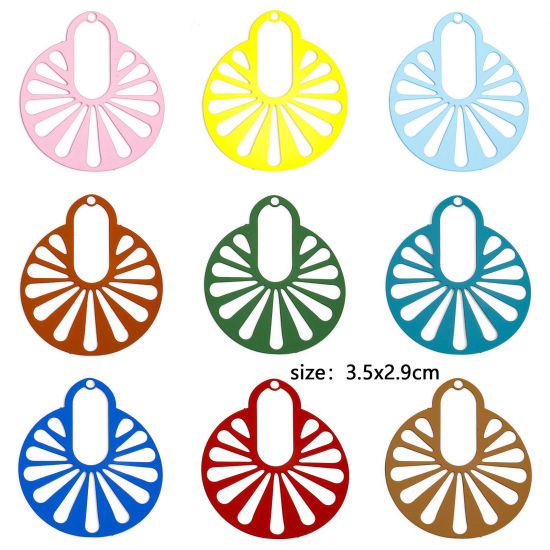 Immagine di 10 Pz Lega di Ferro Filigree Stamping Ciondoli Multicolore Ruota Filigrana 3.5cm x 2.9cm
