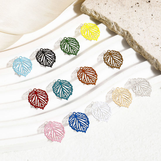 Imagen de 50 Unidades Hierro Filigrana Estampación Colgantes Charms Multicolor Hoja Hueco 15mm x 12mm