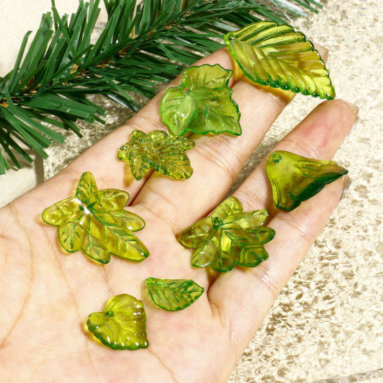 Picture of Acrylic Charms Leaf Green Transparent