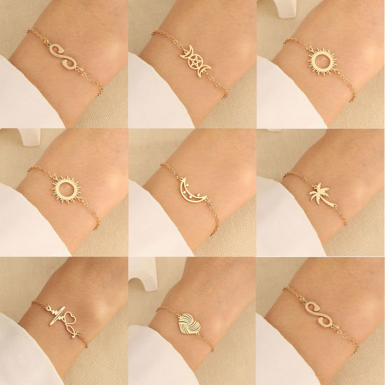 Picture of Copper Ins Style Bracelets Gold Plated Christmas Snowflake