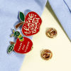 Image de 5 Pcs Broche Epingle en Alliage de Zinc Bijoux d'Ecole Pomme Doré Rouge Émail