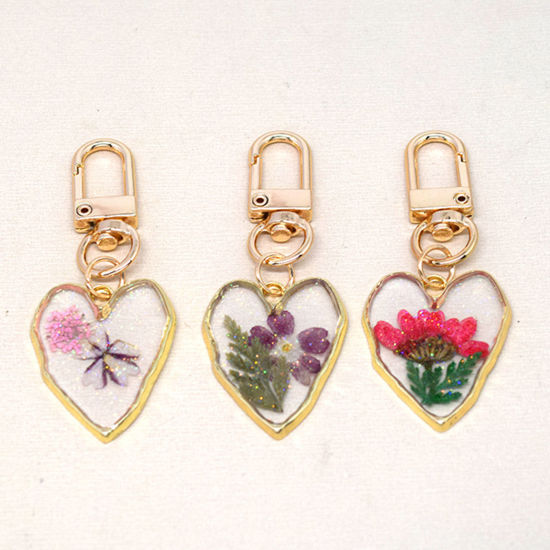 Image de 1 Pièce Porte-Clés Bijoux en Résine Faits à la Main Fleur Séchée Doré Multicolore Cœur