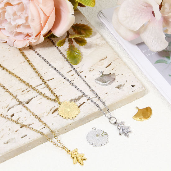 Picture of Eco-friendly 304 Stainless Steel Pastoral Style Charms Multicolor Daisy Flower Leaf