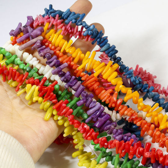 Bild von Koralle (natürlich gefärbte) Perlen für DIY-Charm-Schmuckherstellung, unregelmäßig, ca. 22 x 8 mm – 6 x 4 mm, Loch: ca. 0,5 mm