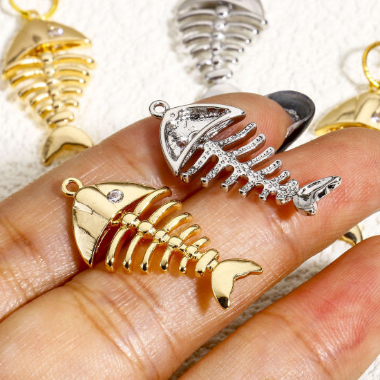 Image de 2 Pcs Breloques Bijoux d'Océan en Laiton Respectueux de la Nature Os de Poisson Plaqué Or Véritable à Zircone Cubique Clair 28mm x 13mm