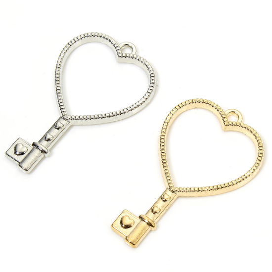 10 PCs Zinc Based Alloy Valentine's Day Pendants Multicolor Key Heart 4.2cm x 2.5cm の画像