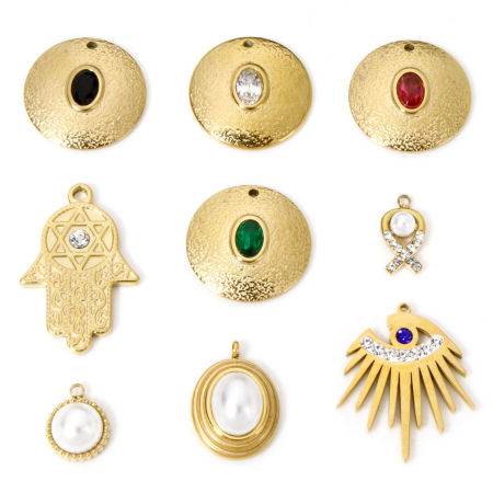 Eco-friendly Vacuum Plating 304 Stainless Steel Stylish Charms Gold Plated Round