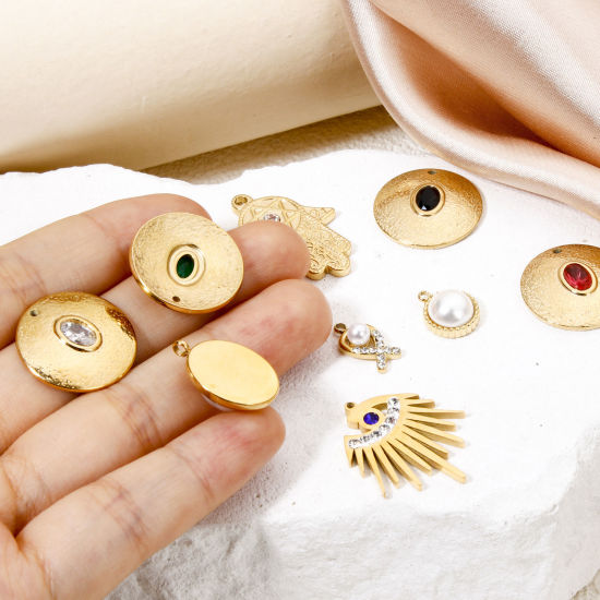 Imagen de 1 Unidad Enchapado al Vacío Ecológico 304 Acero Inoxidable Elegante Colgantes Ronda Chapado en Oro