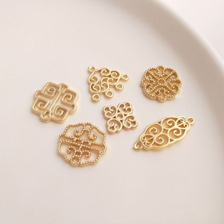 Image de 2 Pcs Connecteurs Pendentifs Breloques Style Royal en Laiton Respectueux de la Nature Dentelle Plaqué Or Véritable 14K Creux