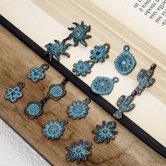 Picture of Zinc Based Alloy Charms Antique Copper Blue Flower Sun Patina