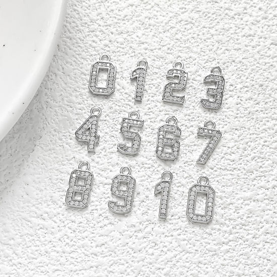 2 個 真鍮 チャーム 数 プラチナメッキ 文字「 0-9」 マイクロパヴェ クリアジルコン の画像