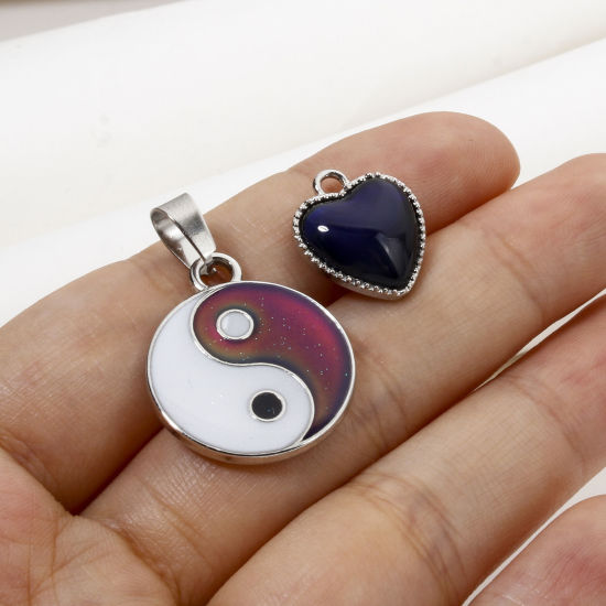 Picture of Zinc Based Alloy Charms Silver Tone Magic Temperature Sensing Color Changing