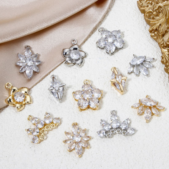 Image de 1 Pièce Breloques en Laiton Respectueux de la Nature Fleur Plaqué Or Véritable à Strass Transparent