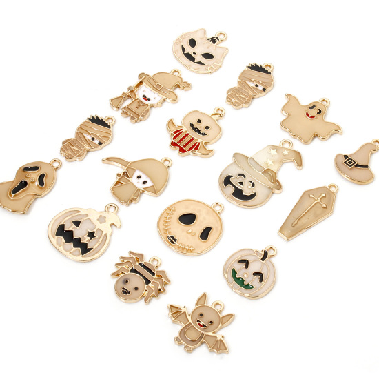 Picture of Zinc Based Alloy Halloween Charms Gold Plated Halloween Spider Animal Halloween Bat Glow In The Dark Luminous