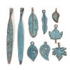 Image de 50 Pcs Breloques Patine en Alliage de Zinc Cuivre Rouge Antique Bleu Feuille Plumes