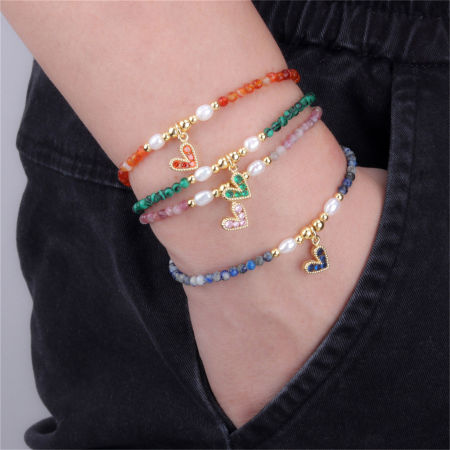 Eco-friendly Sweet & Cute Exquisite 18K Gold Plated Multicolor Pearl & Brass Heart Beaded Charm Bracelets For Women Party
