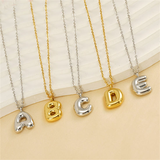 Immagine di 1 Pz Elegante Multicolore 304 Acciaio Inossidabile Cavo Catena Lettera Maiuscola Collana con Ciondolo Unisex 45cm Lunghezza