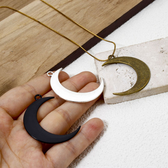 Imagen de 10 Unidades Zamak Galaxia Colgantes Luna Creciente 4.3cm x 3.2cm