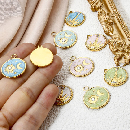 Immagine di 1 Pz Placcatura Sottovuoto Ecologica 304 Acciaio Inossidabile Galassia Ciondoli Tondo 18K Vero Oro Placcato Luna Smalto 24mm x 20mm