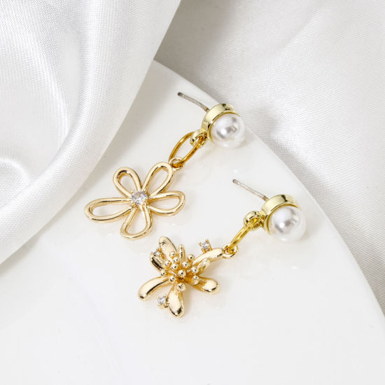 Picture of 2 PCs Eco-friendly Brass Charms Real Gold Plated Flower Hollow Clear Cubic Zirconia