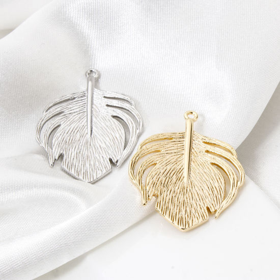 Picture of 2 PCs Eco-friendly Brass Pendants Real Gold Plated Feather 3.3cm x 2.4cm