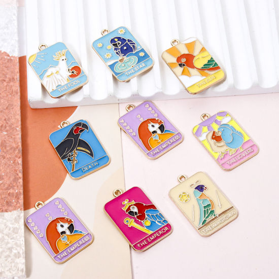 Imagen de 10 Unidades Zamak Tarot Colgantes Chapado en Oro Multicolor Rectángulo Loro Esmalte 3cm x 1.9cm